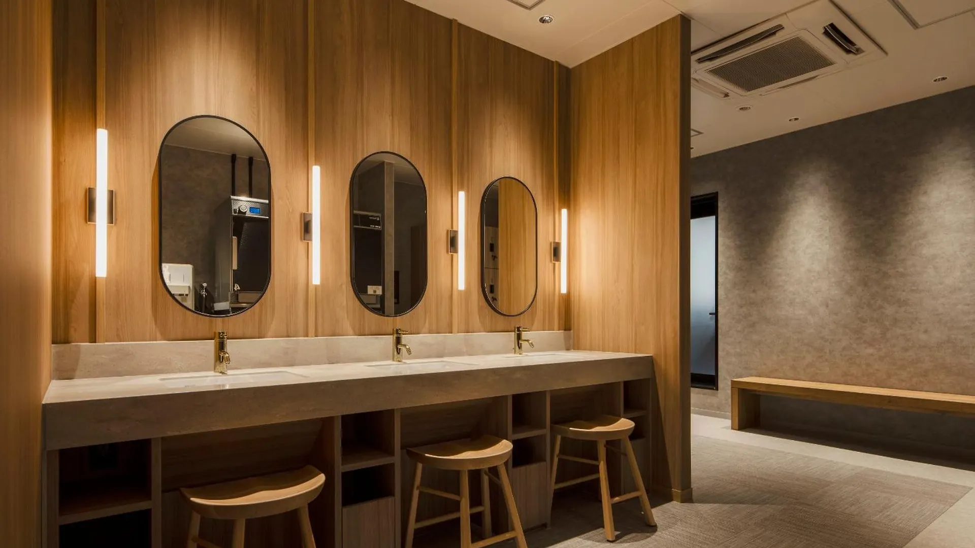 ***  Hotel Keihan Sapporo Japan